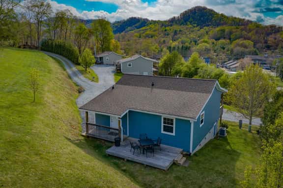 Awesome Mountain Orchard View | EV Charger | 2BR! - Image 1