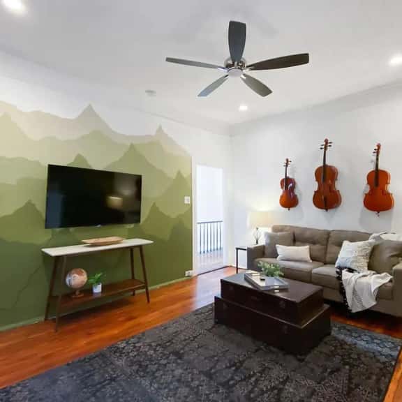 The Forsyth Victorian Gathering House - Sleeps 19! - Image 1