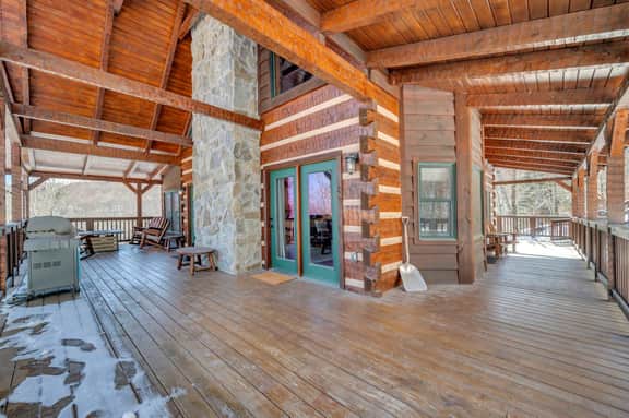 Hot Tub Hideaway | Beech Mountain Chalet - Image 4