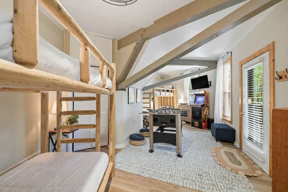 Creekside Retreat | Hot Tub & Firepit | Sleeps 8 - Image 4